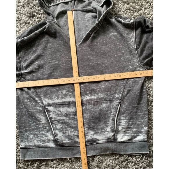 Free People Get It Oversized Raw Gray Burnout Boho Hoodie SWEATSHIRT TOP sz XS - Picture 3 of 8